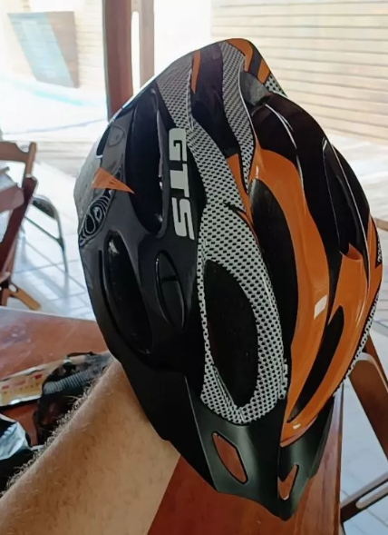 Casco Para Bicicleta Ciclismo Adulto Con Señalizador LED Ajustable