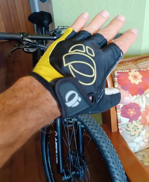 Guantes de Ciclismo Bike MTB Gimnasio Moke Gel Anatómicos Medio Dedo